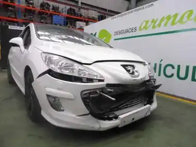 Véhicule à la ferraille peugeot 308 gt de l'année 2008 alimenté 5fx