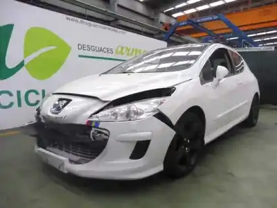 Véhicule à la ferraille peugeot 308 gt de l'année 2008 alimenté 5fx