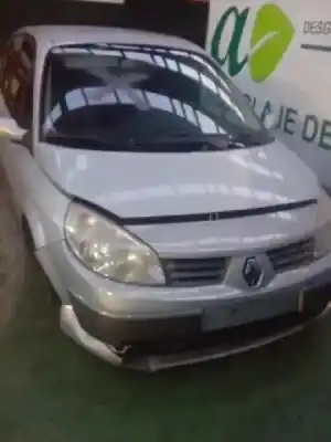Veicolo di demolizione renault scenic ii confort dynamique dell'anno 2004 alimentato k9k728