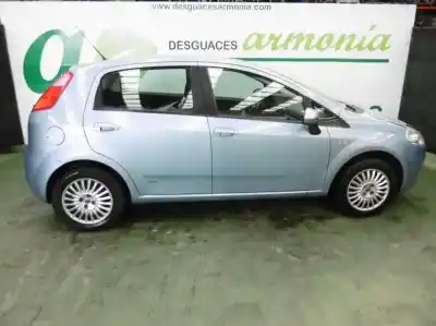 Veículo de Sucata fiat grande punto (199_) 1.3 d multijet (199.axd11 199.axd1a 199.axd1b.... do ano 2008 alimentado 199a3000