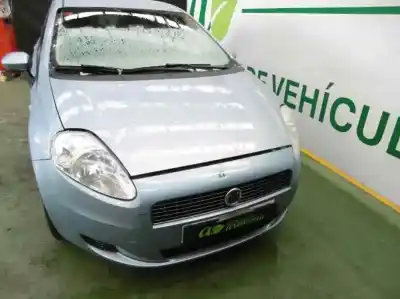 Veículo de Sucata fiat grande punto (199_) 1.3 d multijet (199.axd11 199.axd1a 199.axd1b.... do ano 2008 alimentado 199a3000