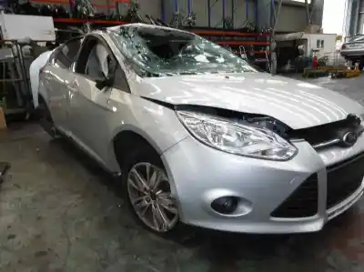 Véhicule à la ferraille ford focus lim. (cb8) trend de l'année 2010 alimenté t1db