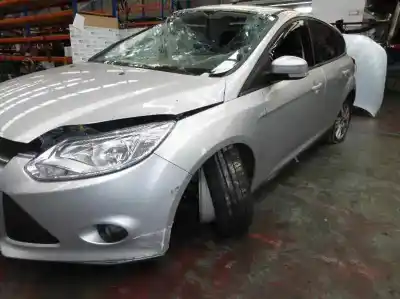 Véhicule à la ferraille ford focus lim. (cb8) trend de l'année 2010 alimenté t1db