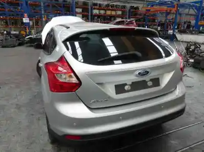 Véhicule à la ferraille ford focus lim. (cb8) trend de l'année 2010 alimenté t1db