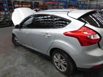 Véhicule à la ferraille ford focus lim. (cb8) trend de l'année 2010 alimenté t1db