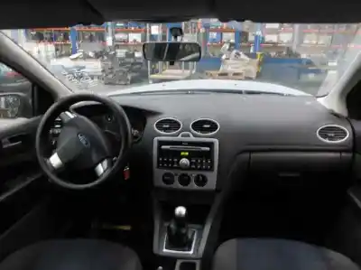 Vehículo de desguace ford focus berlina (cap) sport del año 2004 con motor g8da