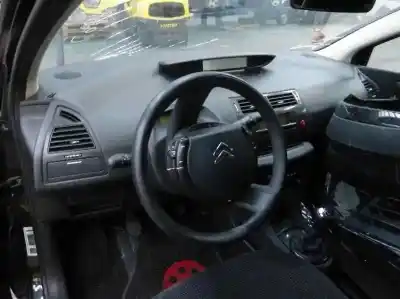 Veículo de Sucata citroen c4 berlina collection do ano 2006 alimentado 9hxdv6ated4