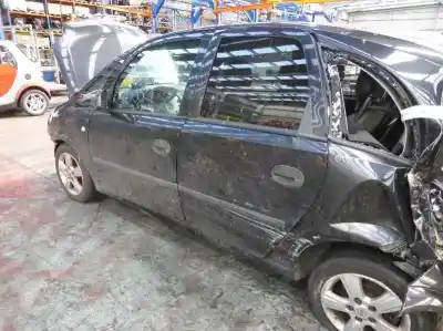Veicolo di demolizione opel                                               meriva                                                                                                                                                                                                                                                     cosmo                                                                                                                                                                                                                                                      dell'anno 2005 alimentato z17dth