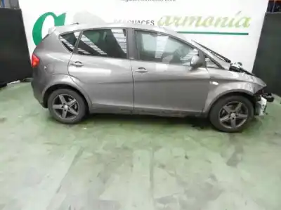 Здавання транспортного засобу seat altea (5p1) i-tech року 2014 потужний caxc
