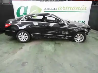 Утилизация автомобиля MERCEDES-BENZ CLASE CLK (W207) COUPE 350 CGI BlueEfficiency года 2009 питание M272984