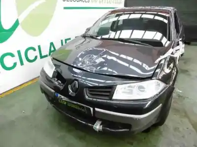 Veículo de Sucata renault megane ii classic berlina dynamique do ano 2007 alimentado k4m812