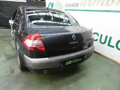 Veículo de Sucata renault megane ii classic berlina dynamique do ano 2007 alimentado k4m812