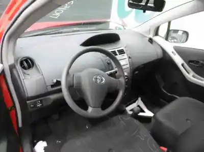 Sloopvoertuig toyota yaris active van het jaar 2009 aangedreven 1krfe