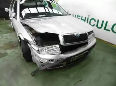 Veículo de Sucata skoda octavia berlina (1u2) ambiente do ano 2002 alimentado alh