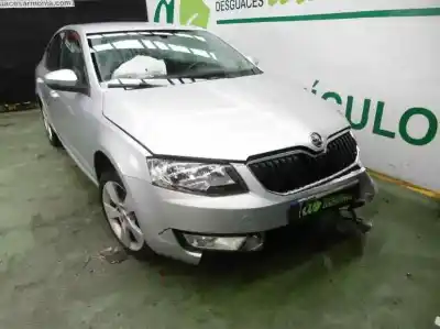 Veículo de Sucata skoda octavia lim. (5e3) elegance do ano 2013 alimentado ckfc