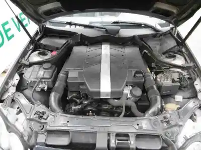 Verschrottungsfahrzeug mercedes-benz clase clk (w209) coupe 320 (209.365) des jahres 2003 angetrieben 