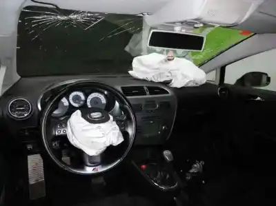 Vehicul casat seat leon (1p1) fr 1 al anului 2008 alimentat bmn