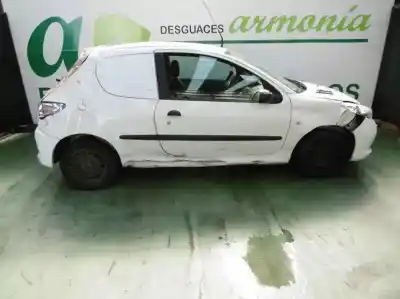 Veículo de Sucata peugeot 206+ básico do ano 2010 alimentado 8hzdv4td