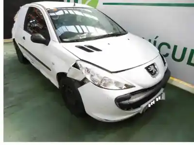 Veículo de Sucata peugeot 206+ básico do ano 2010 alimentado 8hzdv4td