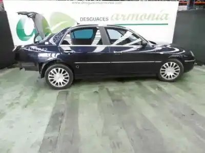 Véhicule à la ferraille lancia                                             thesis (115)                                                                                                                                                                                                                                               2.4 jtd cat                                                                                                                                                                                                                                                de l'année 2004 alimenté 841h000