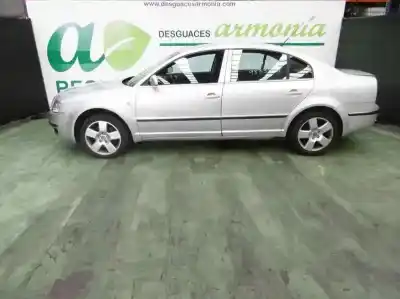 Vehículo de desguace SKODA                                              SUPERB (3U4)                                                                                                                                                                                                                                               Elegance                                                                                                                                                                                                                                                   del año 2002 con motor AYM