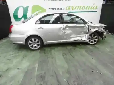 Здавання транспортного засобу toyota avensis berlina (t25) 2.0 executive berlina року 2005 потужний 1azfse