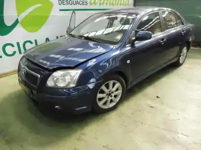 Здавання транспортного засобу toyota avensis berlina (t25) 1.8 sol sedán року 2003 потужний 1zzfe