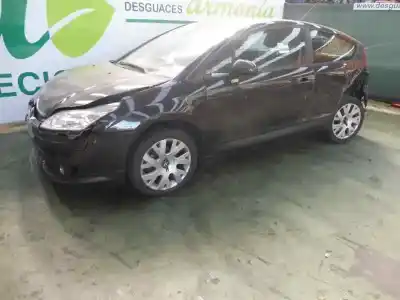 Sloopvoertuig citroen c4 coupe vtr plus van het jaar 2005 aangedreven nfutu5jp4