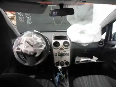 Veículo de Sucata opel corsa d (s07) 1.3 cdti (l08 l68) do ano 2007 alimentado z13dth