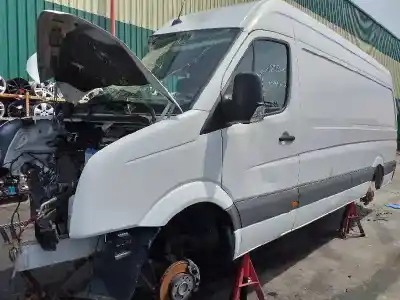 Véhicule à la ferraille volkswagen crafter caja cerrada caja cerrada 50 batalla larga con techo alto de l'année 2014 alimenté ckt