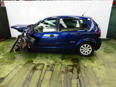 Veículo de Sucata volkswagen polo (9n3) united do ano 2009 alimentado bzg