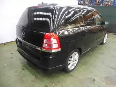 Veículo de Sucata opel zafira b cosmo do ano 2009 alimentado z19dth