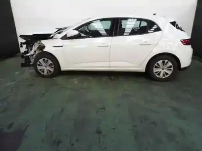 Veículo de Sucata RENAULT                                            MEGANE IV BERLINA 5P                                                                                                                                                                                                                                       Life                                                                                                                                                                                                                                                       do ano 2017 alimentado K9K647