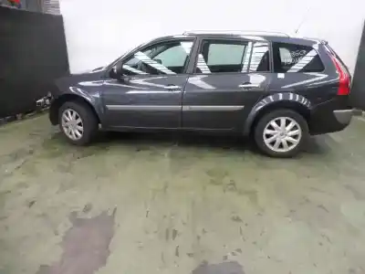 Veicolo di demolizione OTRAS MARCAS MEGANE II FAMILIAR Authentique dell'anno 2008 alimentato K9K734