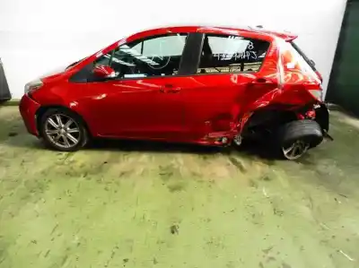 Veicolo di demolizione TOYOTA                                             YARIS                                                                                                                                                                                                                                                      TS                                                                                                                                                                                                                                                         dell'anno 2011 alimentato 1NDTV