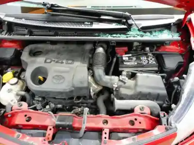 Véhicule à la ferraille toyota yaris ts de l'année 2011 alimenté 1ndtv