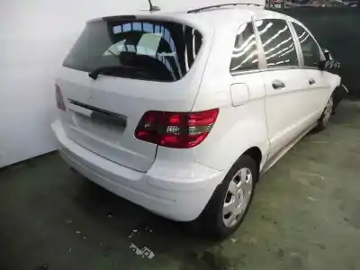 Здавання транспортного засобу mercedes-benz clase b (w245) 180 cdi (245.207) року 2006 потужний 640940