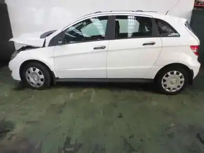 Здавання транспортного засобу mercedes-benz clase b (w245) 180 cdi (245.207) року 2006 потужний 640940