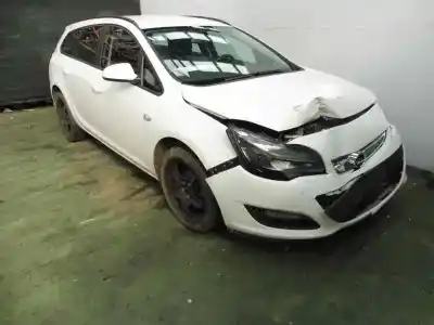 Hurda Aracı opel astra j sports tourer selective yılın 2014 güçlü b16dtl 1.6