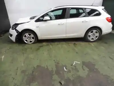 Hurda Aracı opel astra j sports tourer selective yılın 2014 güçlü b16dtl 1.6
