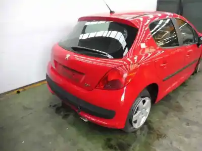 Veículo de Sucata peugeot 207 xt do ano 2007 alimentado 8fs