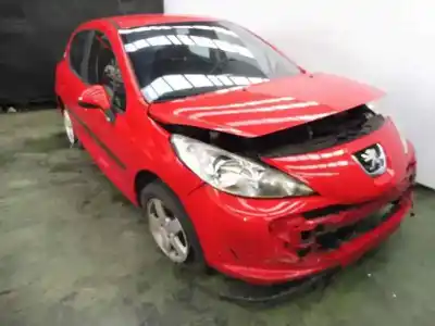 Veículo de Sucata peugeot 207 xt do ano 2007 alimentado 8fs