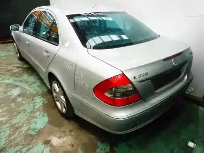 Здавання транспортного засобу mercedes-benz clase e (w211) berlina e 320 cdi (211.022) року 2006 потужний 642920