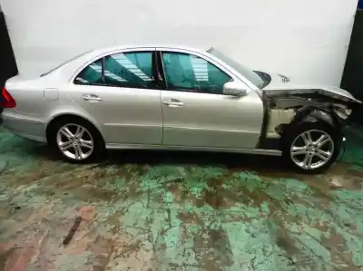 Здавання транспортного засобу mercedes-benz clase e (w211) berlina e 320 cdi (211.022) року 2006 потужний 642920