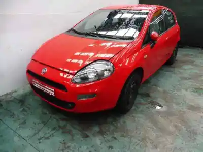 Veículo de Sucata fiat punto (199) easy do ano 2014 alimentado 199a9000