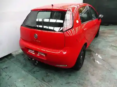 Veículo de Sucata fiat punto (199) easy do ano 2014 alimentado 199a9000