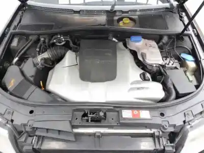 Sloopvoertuig audi a6 berlina (4b2) 2.5 tdi van het jaar 2000 aangedreven ake