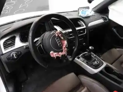 Scrapping Vehicle audi a4 avant (8k5) (2008) básico of the year 2015 powered csua
