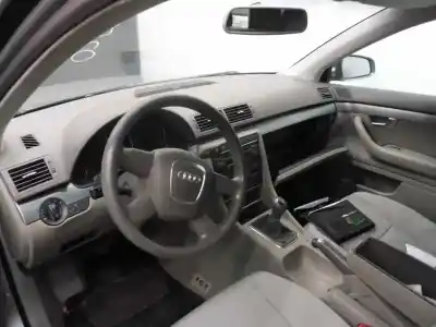 Veículo de Sucata audi a4 berlina (8e) 2.0 tdi 16v (103kw) do ano 2005 alimentado blb