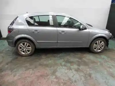Veicolo di demolizione OPEL ASTRA H BERLINA Sport dell'anno 2008 alimentato Z17DTH